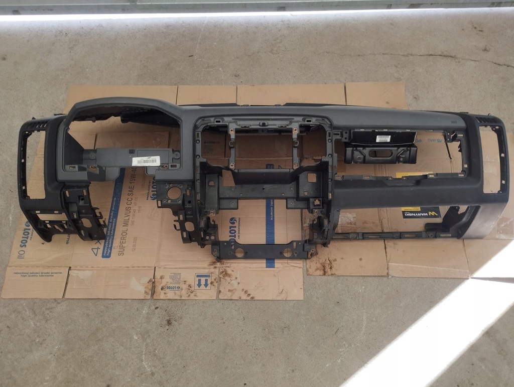 фото №1, Dodge ram 1500 09- приборная панель приборная подушка usa