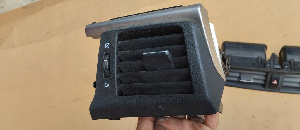 фото №9, Решётка обдув воздуховод lexus ct200h ct 200h комплект левая правая средняя