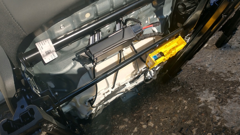 фото №16, Mini countryman u25 заднее сиденье сиденья кожа подогреваемые