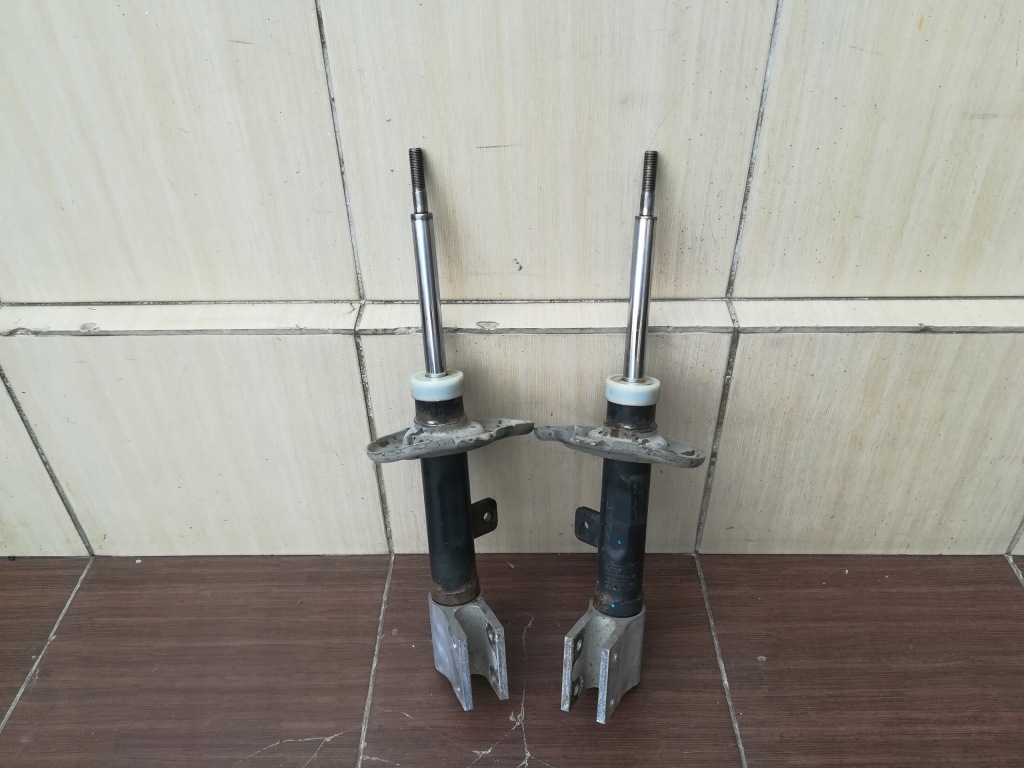 фото №1, Амортизатор лівий+ правий перед citroen ds4 11-15 оригінальний номер