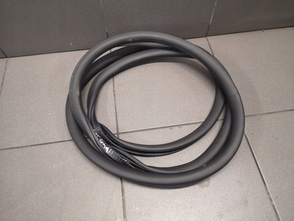 фото №1, Прокладка двері лівий задня audi a8 d3 long