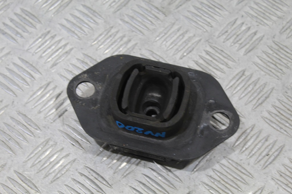 фото №1, Кронштейн подушка двигателя nissan nv200