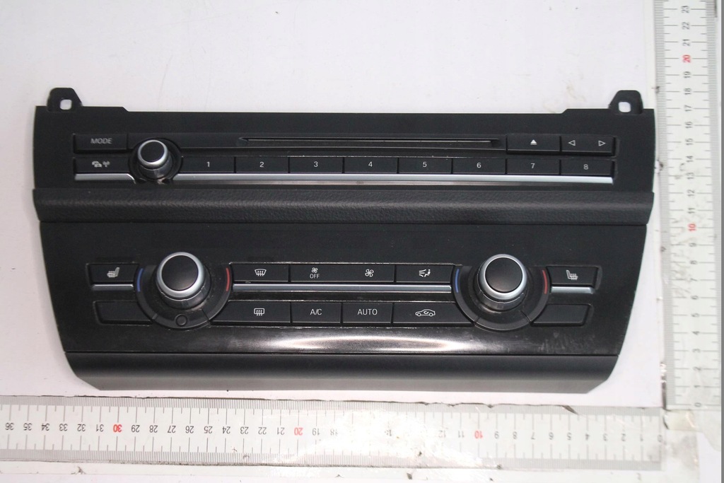 фото №1, Панель кондиционера радио 9306149 bmw f10 f11 10-17