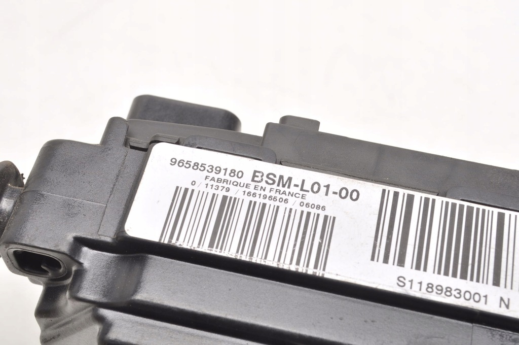 фото №6, Peugeot 407 2.0 hdi коробка модуль bsi 9658539180