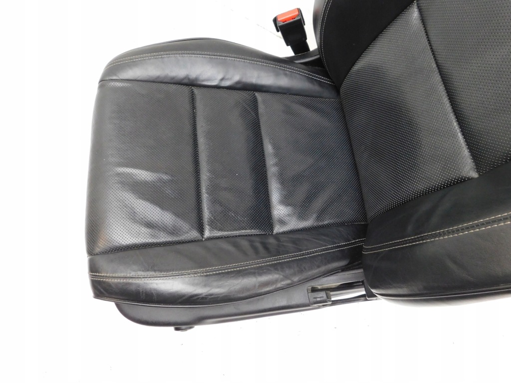 фото №13, Сиденья комплект обшивки overland - jeep grand cherokee wk2 fl