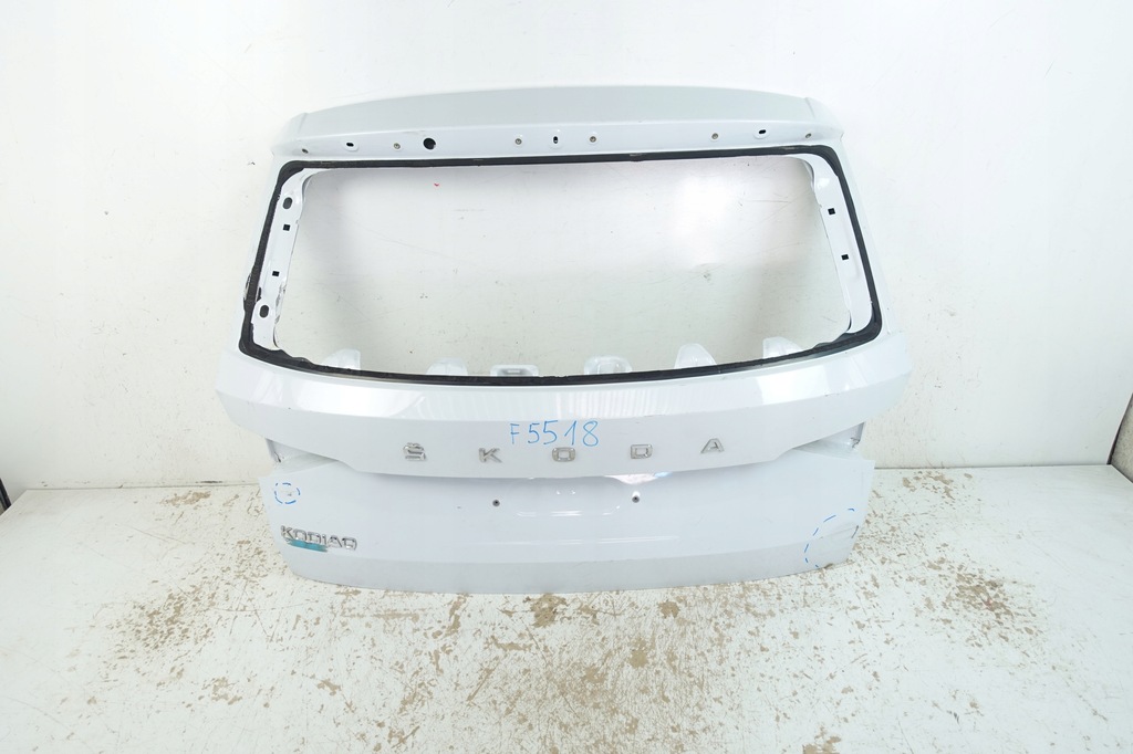фото №1, Skoda kodiaq lift 2021- крышка багажника крышка багажника