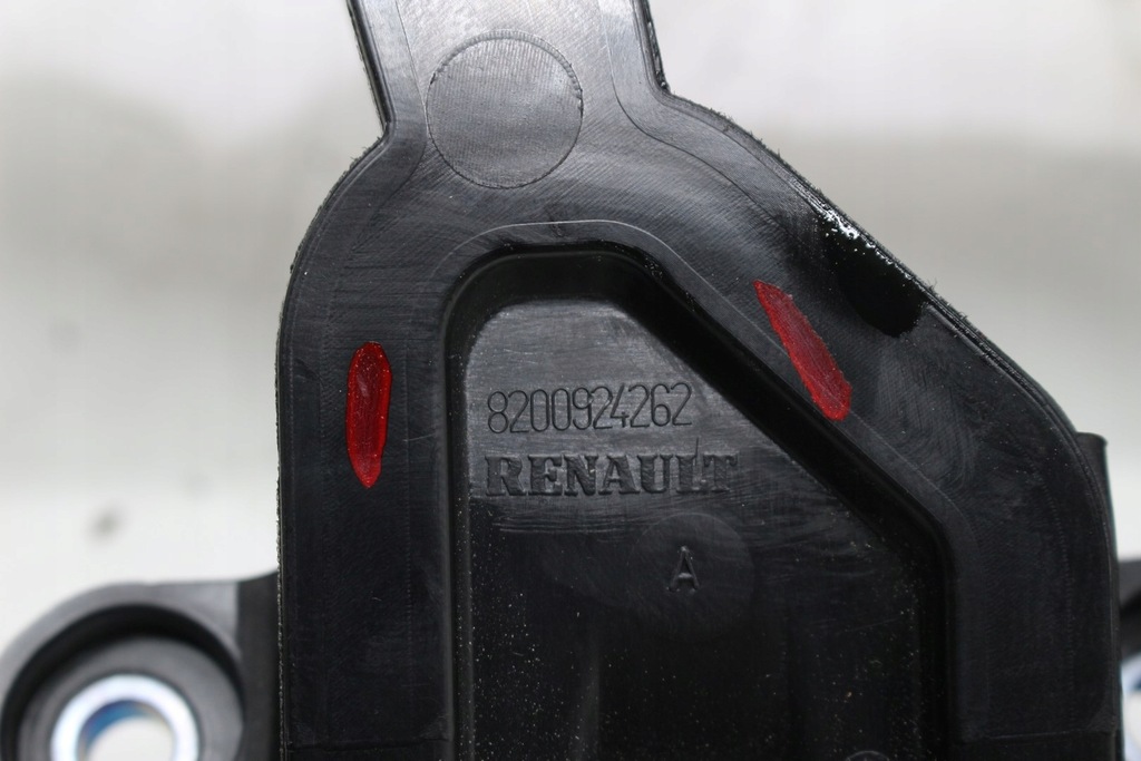 фото №5, Вентиляція картера 8200924262 renault master trafic 2.0 2.3 dci