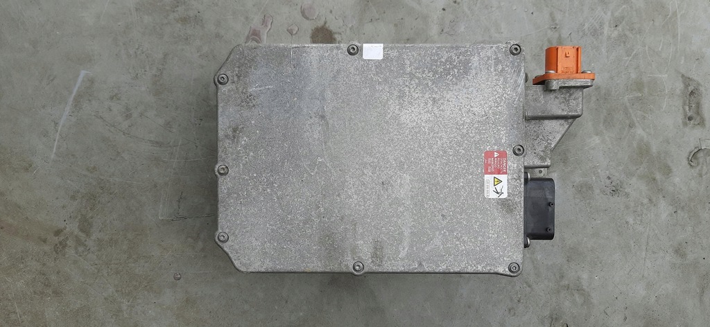 фото №8, Станция зарядки зарядное устройство golf vii gte 5qe915682k