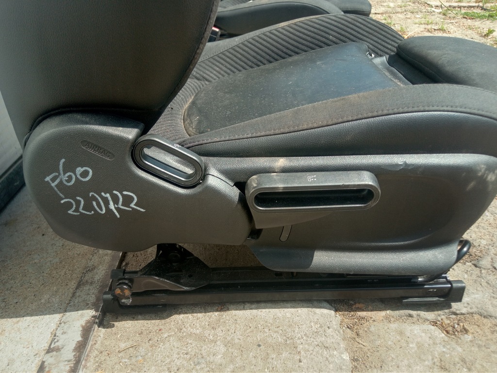 фото №13, Mini countryman f60 сиденья сиденье заднее сиденье