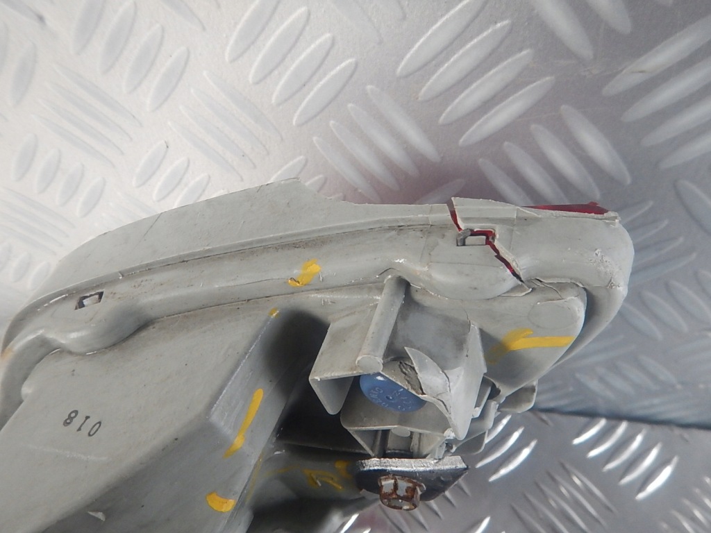 фото №5, Lexus rx rx350 rx450 rx450h iii права лампа w бампер задня