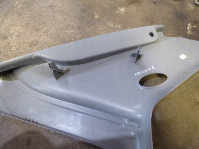 фото №12, Felicia ii 6u1 94-01 кронштейн кронштейн багажника 5d