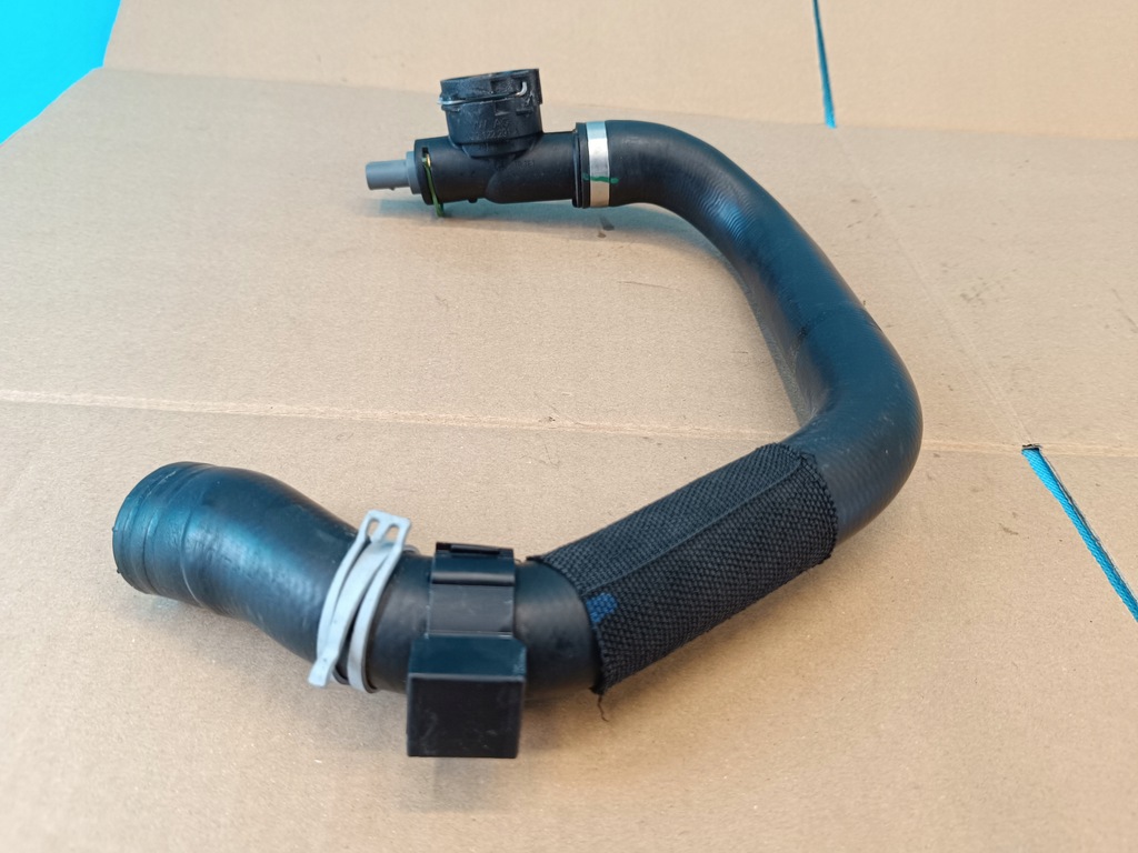 фото №10, Оригинальный номер vag патрубок системы охлаждение комплект с датчиком skoda karoq