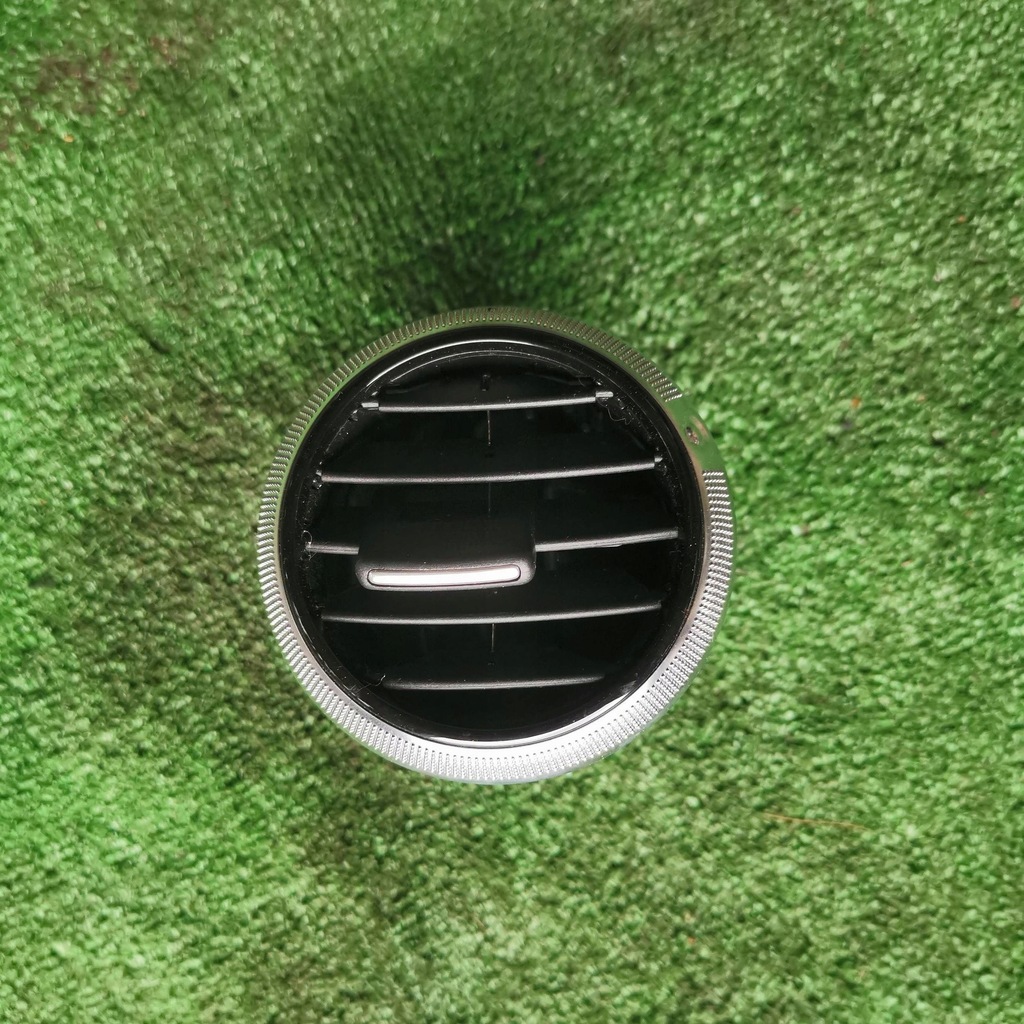 фото №1, Audi a3 8p решітка обдув консолі хром 8p0820901f