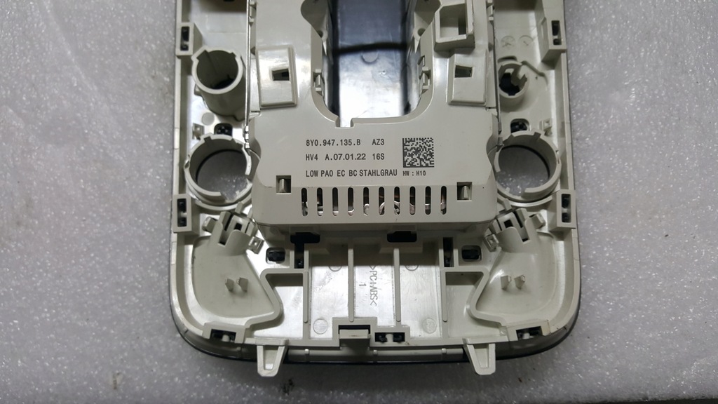 фото №9, Лампа панель стельовий audi a3 8y0947135b демонтаж