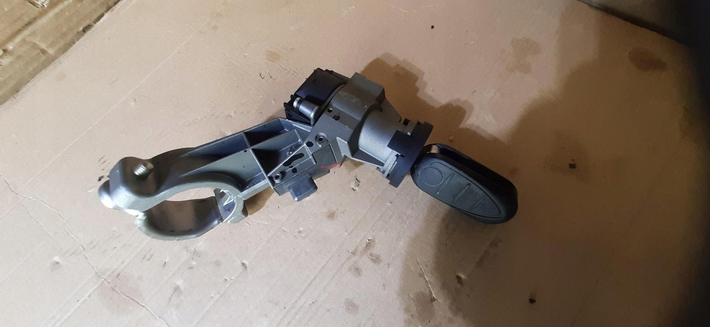 фото №4, Замок запалювання ключ alfa romeo mito 01098401