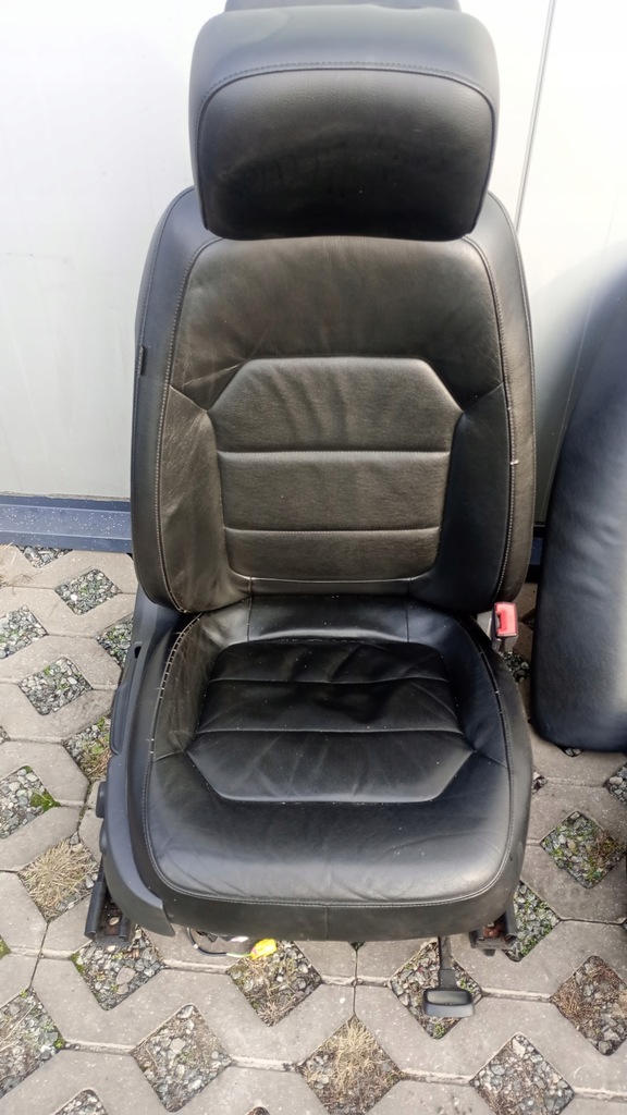 фото №7, Сиденья обшивки кожа комплект vw passat b7 kombi - подогрев