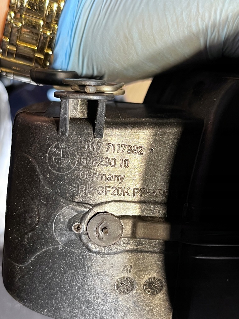 фото №5, 6 bmw e92 coupe крышка заливной топлива 7117982