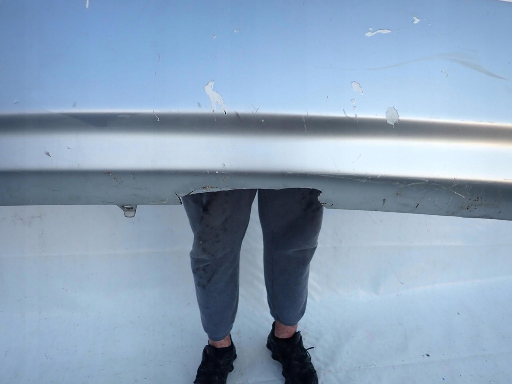 фото №10, Toyota avensis verso 02-04 бампер задня задній hak