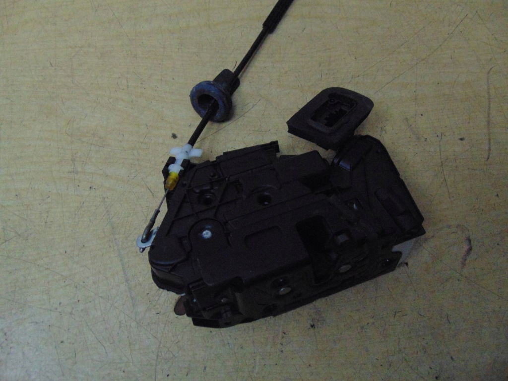 фото №5, Замок дверь правый перед vw golf vi 7pin 5k1837016