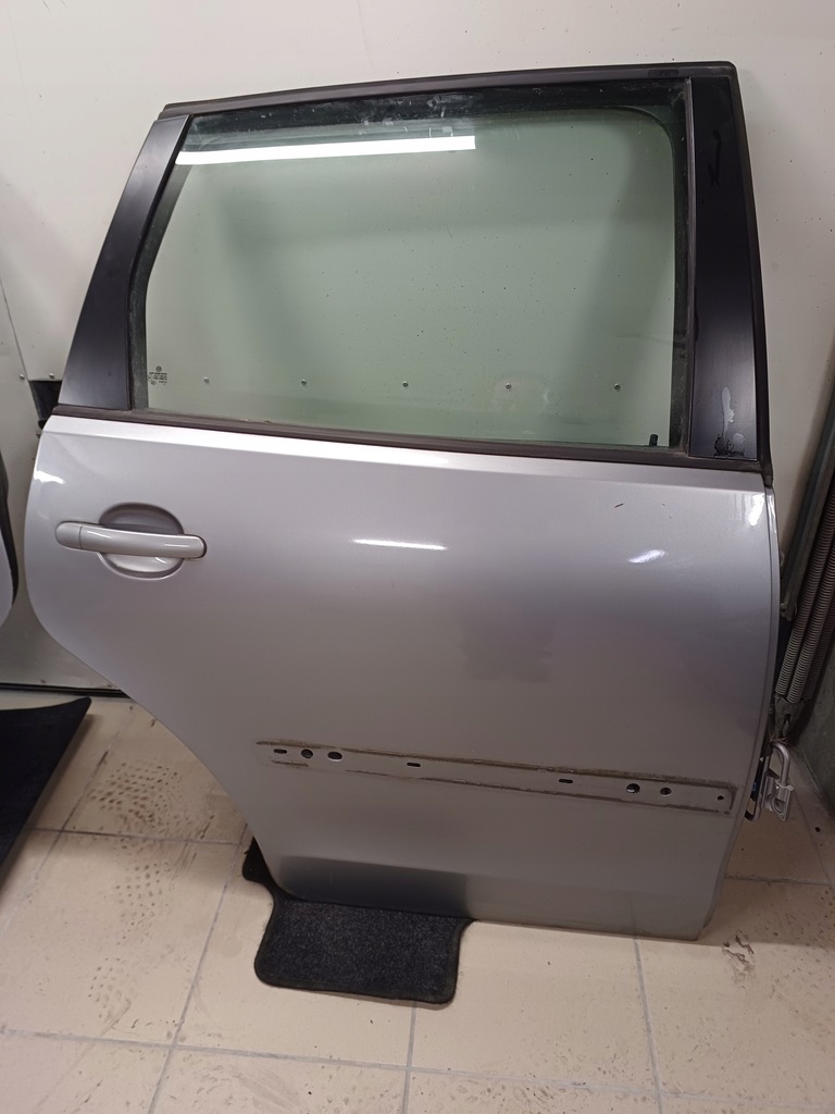 фото №1, Vw polo 9n дверь правый задняя цвет- la7r