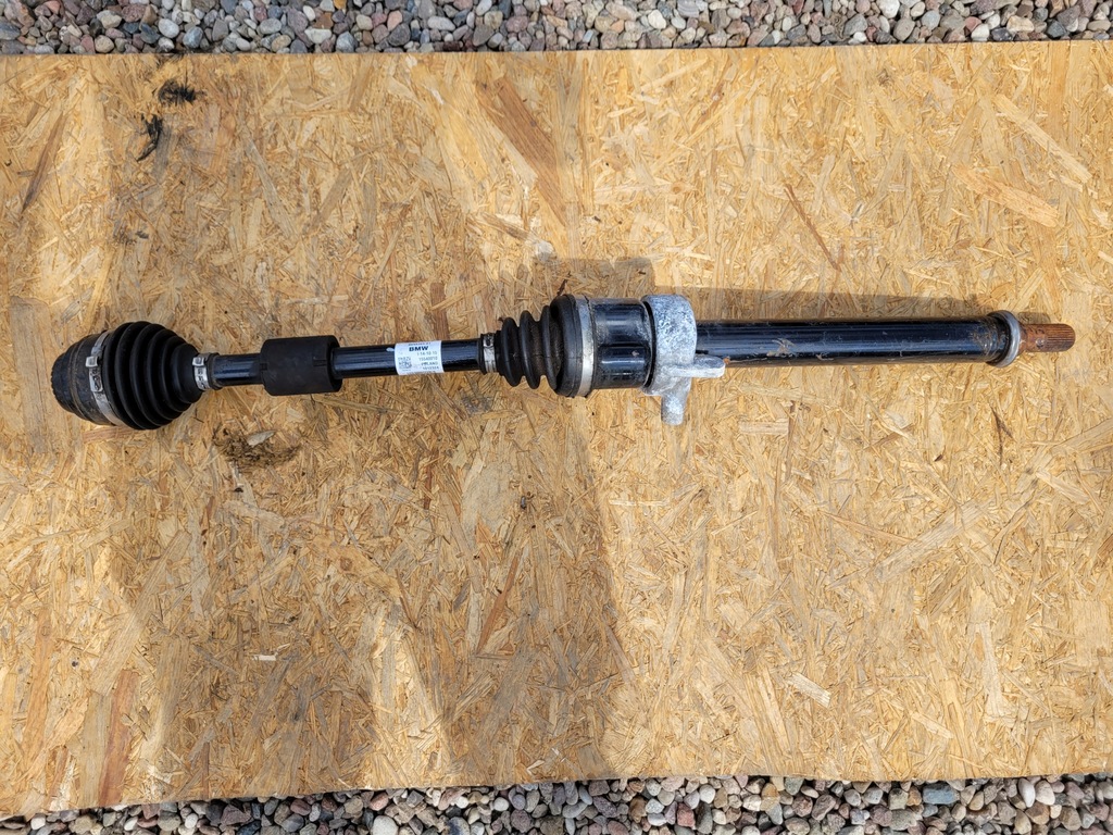 фото №1, Приводной вал правая bmw f39 f46 f48 8643364