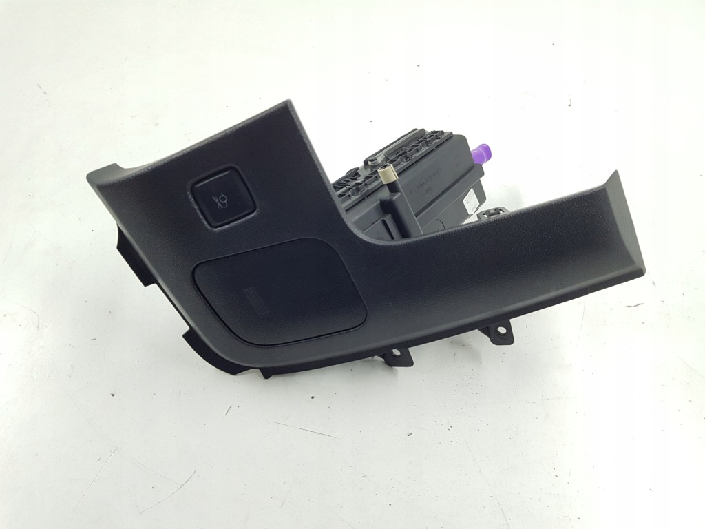 фото №1, Ford mustang vi бардачок панелі