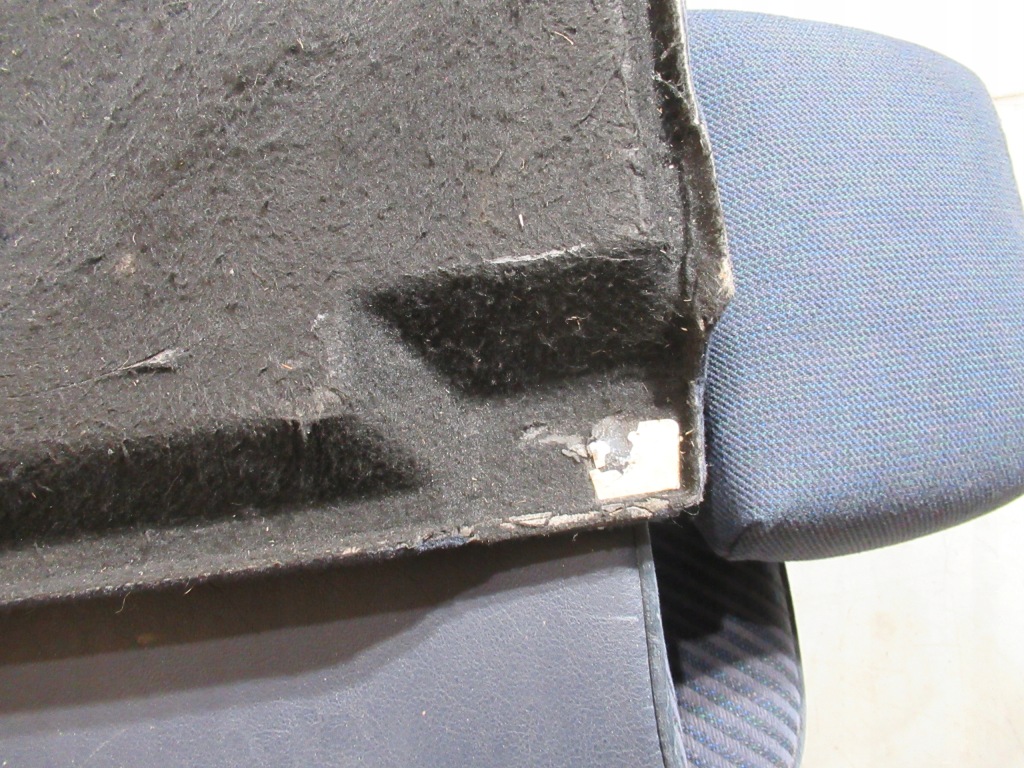 фото №12, Vw t4 сиденье заднее сиденье трёхместное сиденье 3 ряд с подлокотники i полка