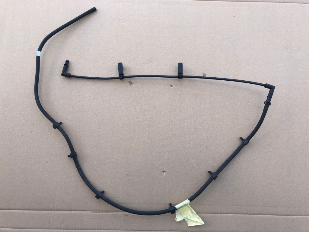 Купити Dodge ram 1500 v 19 2019-2024 трубка омивача капот