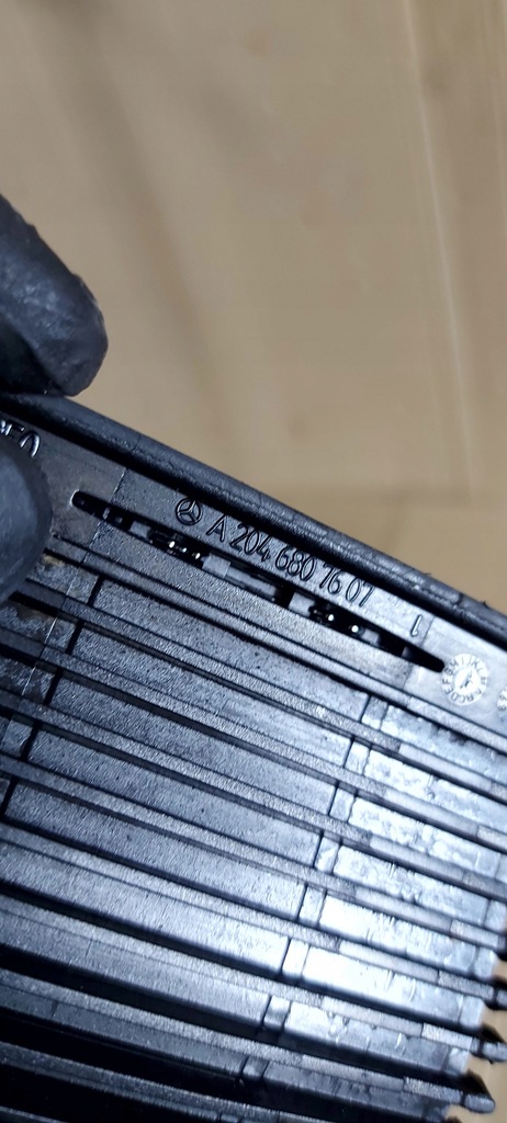 фото №8, Mercedes e klasa w207 шторка бардачка подлокотник