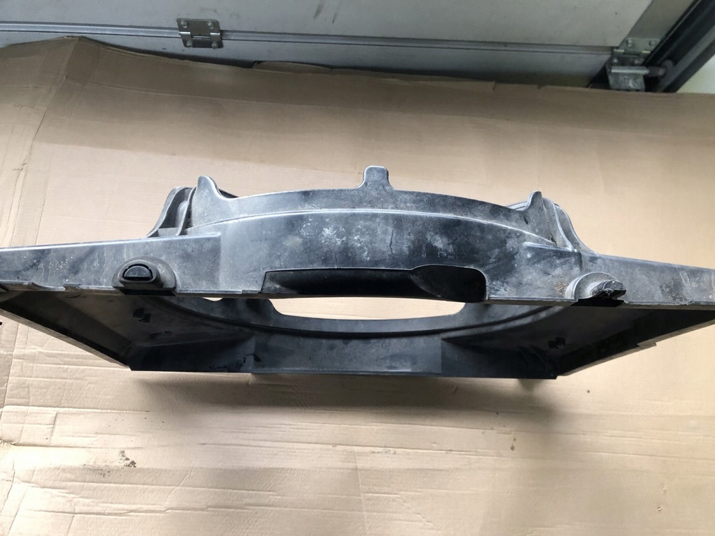 фото №8, Корпус вентилятора mercedes c klasa w202 a0015002393