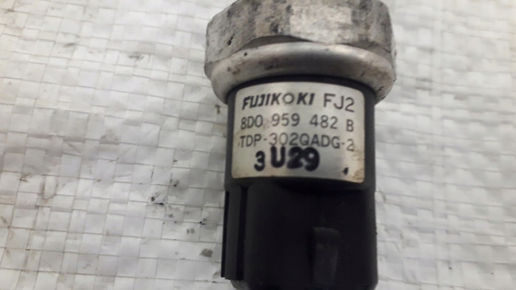 фото №8, Volkswagen оригінальний номер 8d0959482b датчик кондиціонера