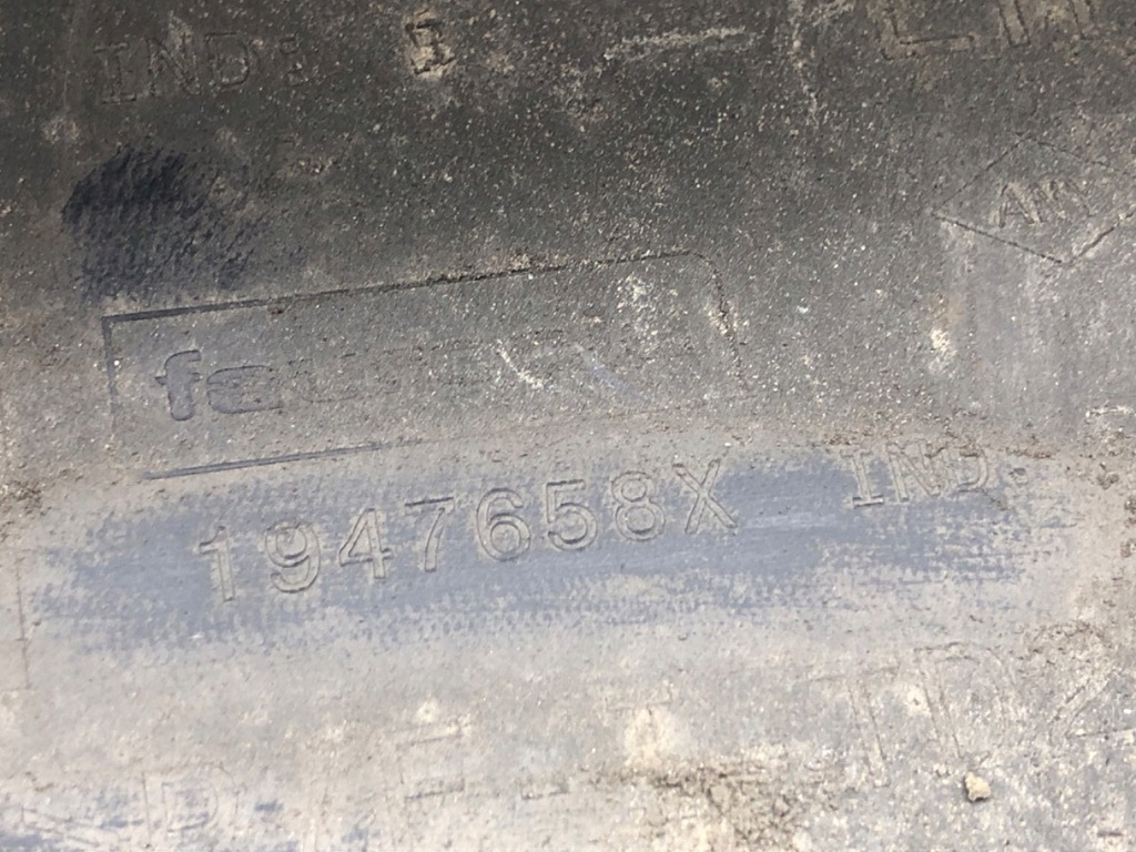 фото №10, Молдинг поріг лівий dacia duster suv rouge flamme / flame red захист