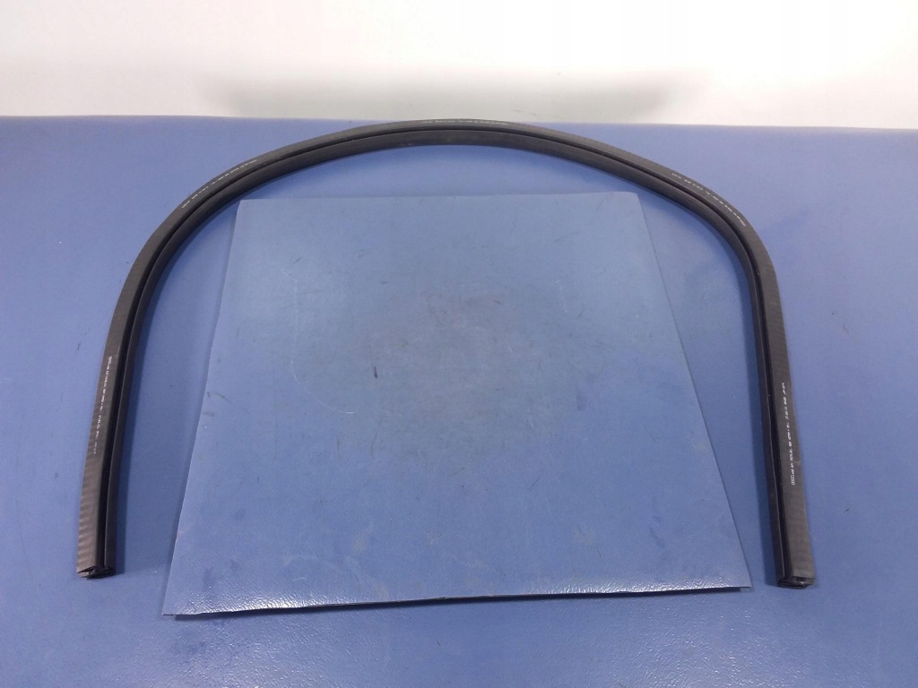 фото №1, Audi a7 i 4g прокладка дверь перед правая нижняя