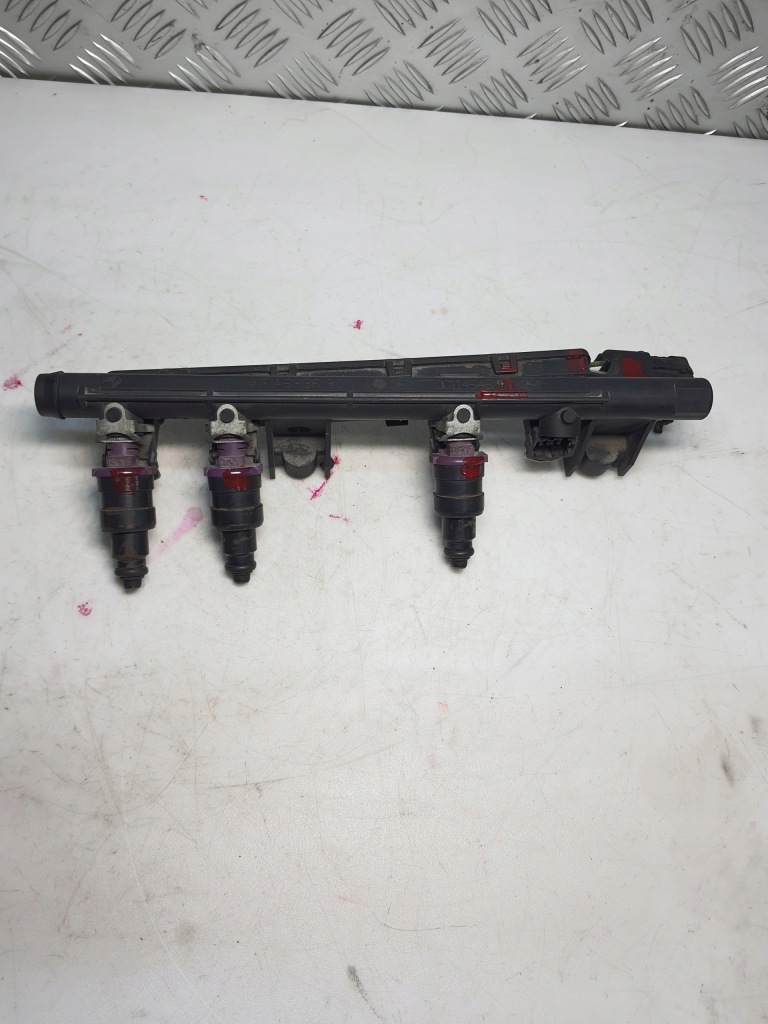 фото №4, Молдинг впрыскная форсунки renault twingo clio 1.2 7700114546