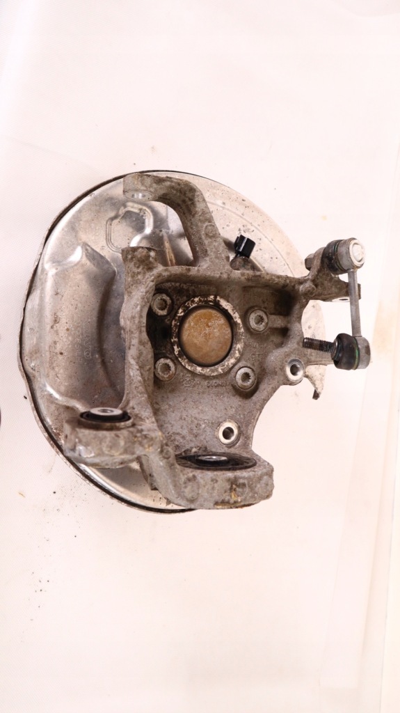 фото №9, Volvo xc60 ii ступица поворотный кулак левая задняя 32217286, 31658319