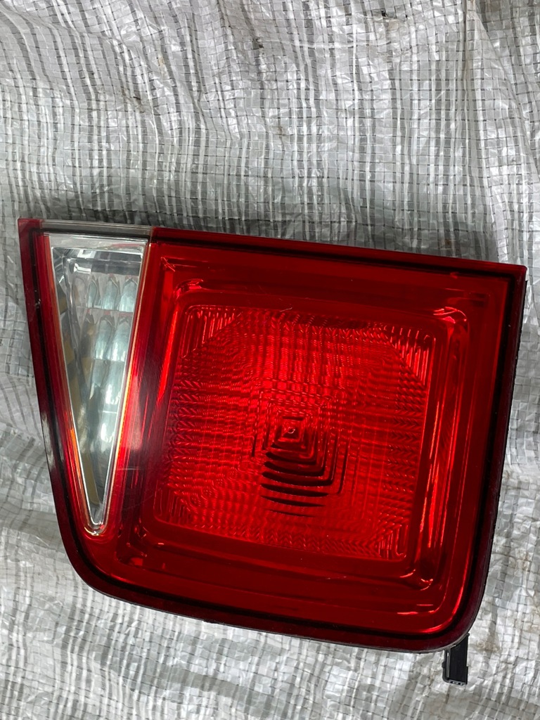 фото №1, Chevrolet orlando лампа задняя w крышка правая