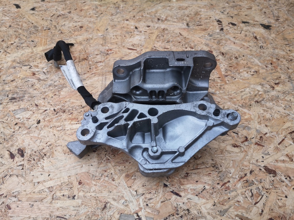 фото №1, Citroen ds3 crossback кронштейн коробки передач автоматична коробка передач 9824184280