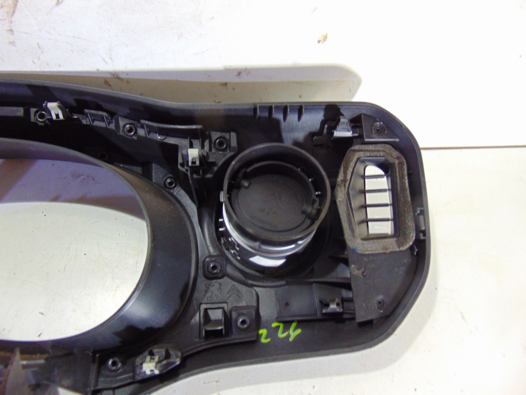 фото №5, Рамка спидометра partner berlingo ii 9680897477