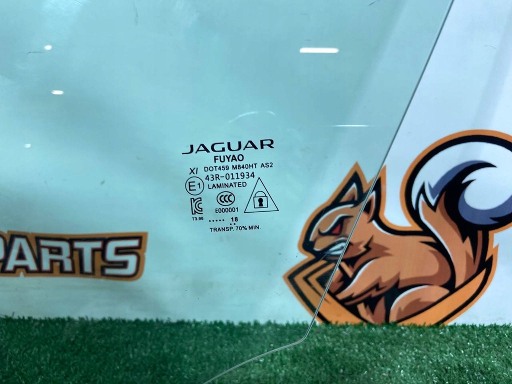 фото №8, Скло двері перед ліва jaguar i-pace x590 j9d3-21411-ab