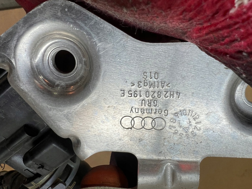 фото №6, Насос wody audi a8 d4 059121012a