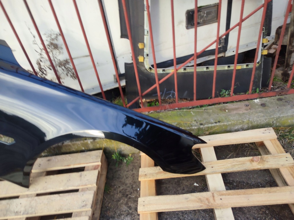 фото №9, Крыло правый aluminiowy bmw 7 f01 f02 10.08-1.16r лак 668 glanz schwarz