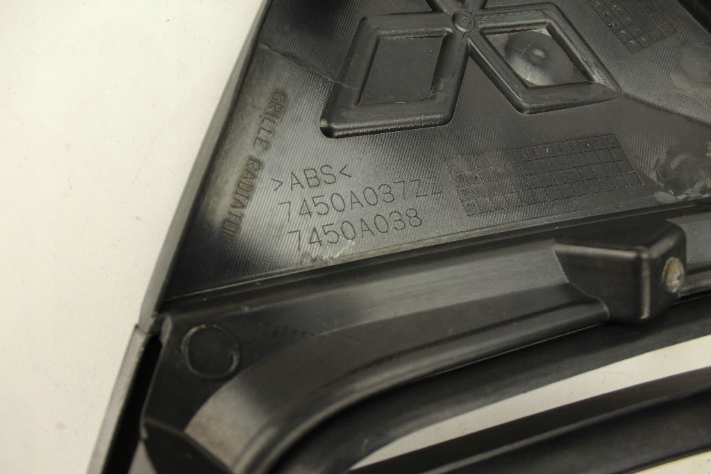 фото №10, Решётка радиатора решётка радиатора mitsubishi outlander ii 2 06-10