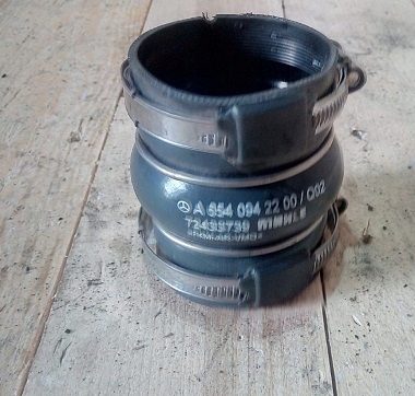 фото №1, Mercedes w205 w213 труба шланг інтеркулер cdi