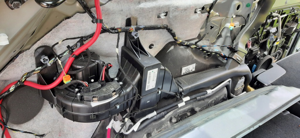 фото №1, Volvo xc90 ii туннель кондиционер 31449328