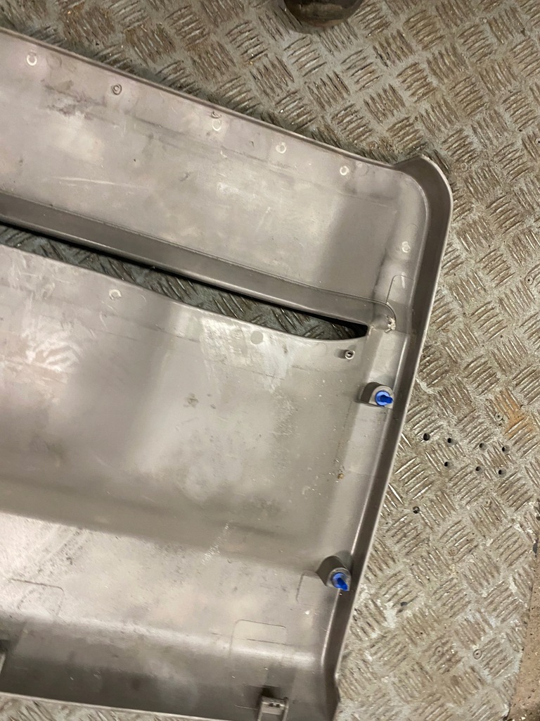 фото №7, Land rover freelander i 96-06 обшивка оббивка кришки задня awr5168