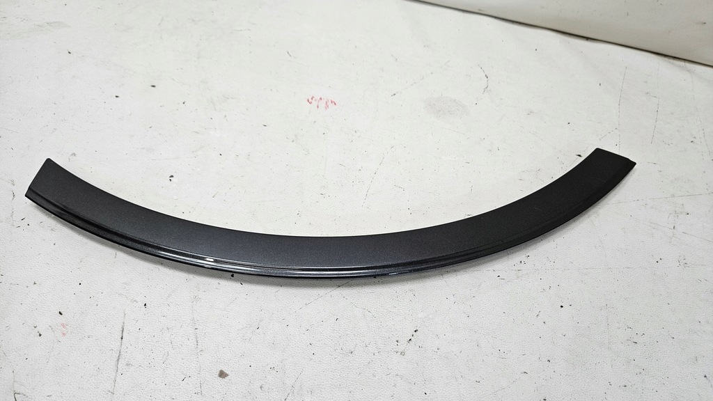фото №8, Молдинг крила правий задня bentley bentayga 36a853828