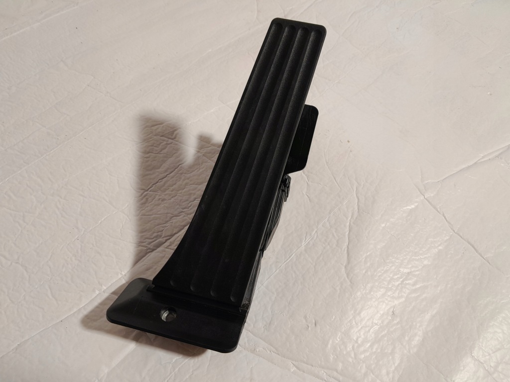 фото №1, Bmw x7 g07 40i педаль газа потенциометр 6853175