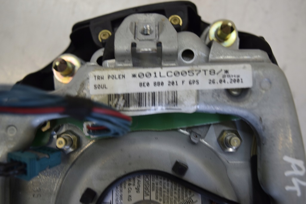 фото №6, Audi a4 b6 подушка безпеки подушка водія 8e0880201f