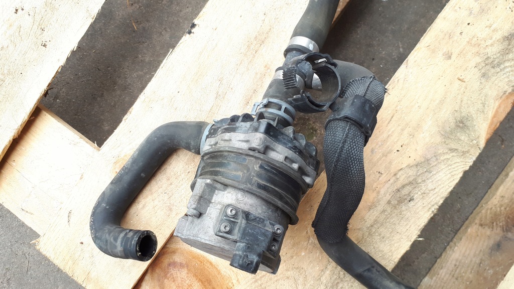 фото №5, S6 c7 4g a6 помпа wody 4.0 tfsi 8k0965567b s7 4g