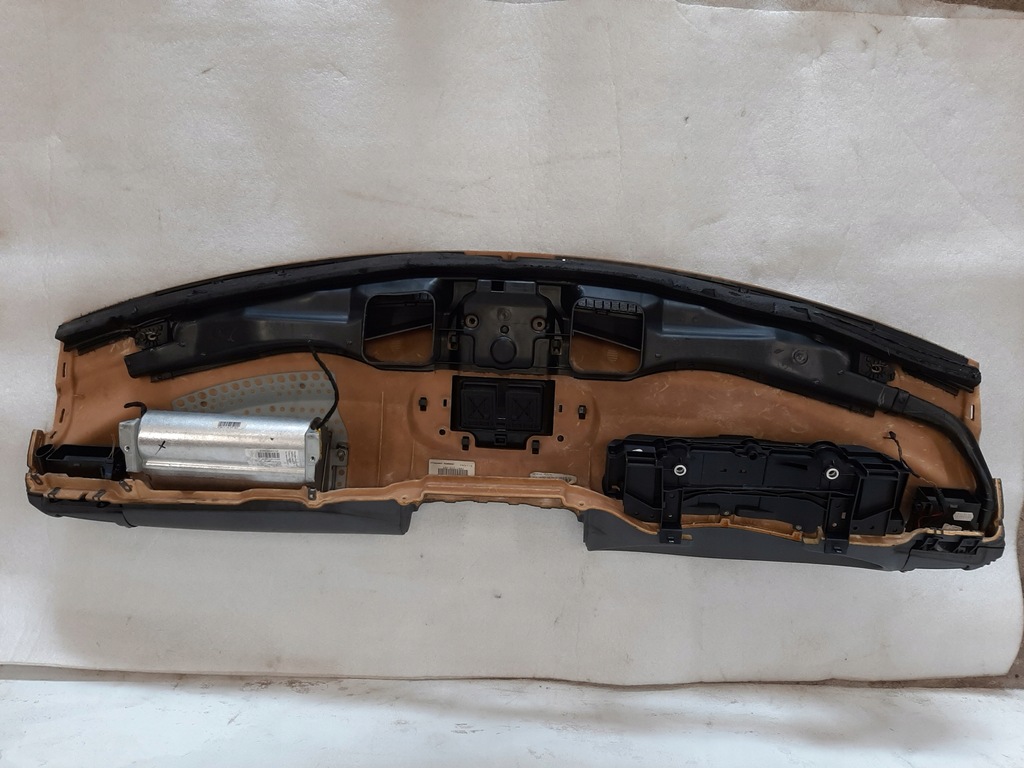 фото №9, Mercedes w203 приборная панель приборная приборная панель a2036800187